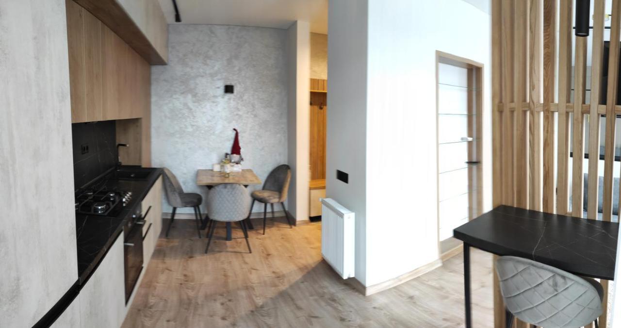New Apartment Vivita Uzhhorod Exterior foto